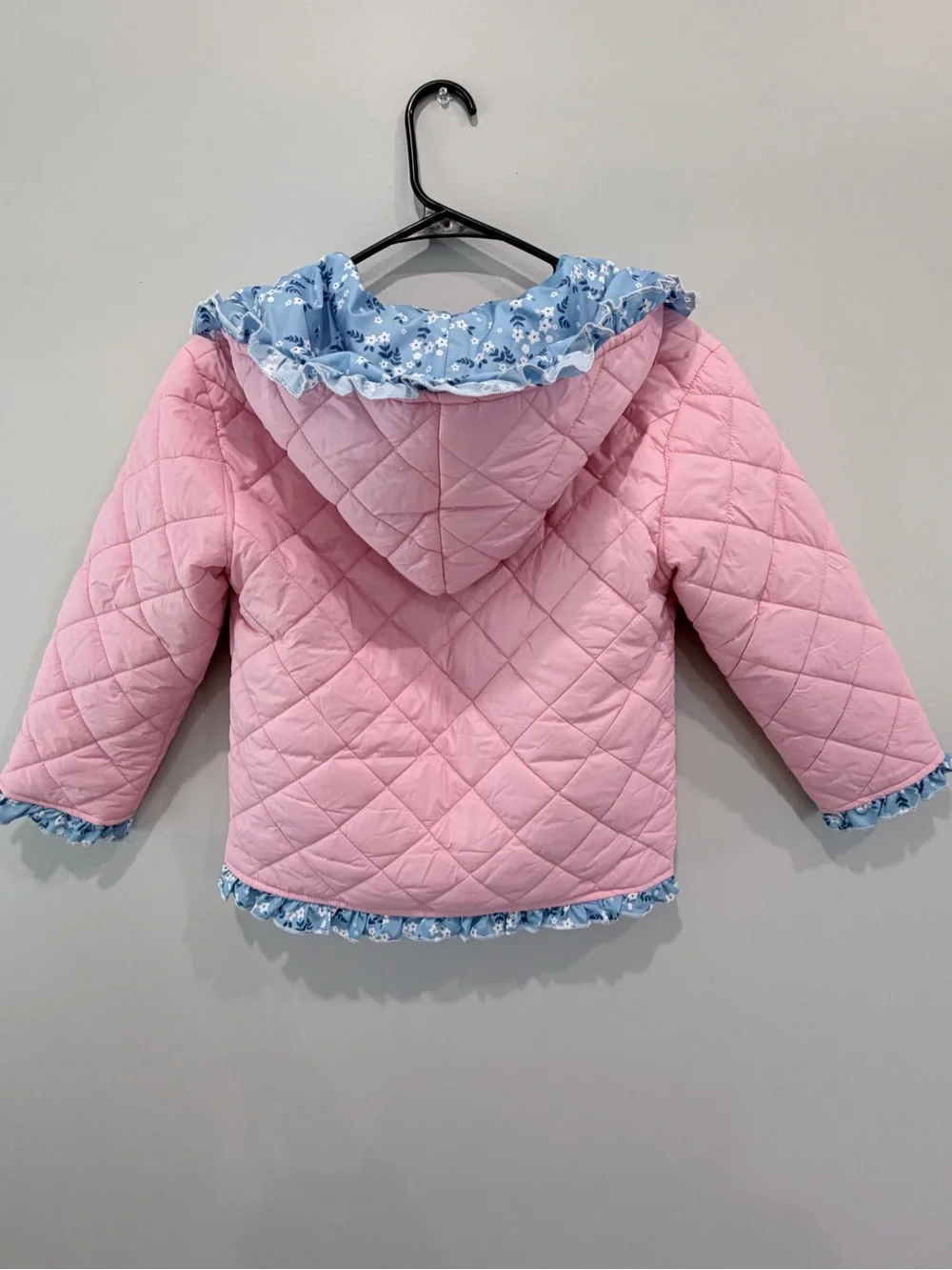 Abby & Evie lightweight quilted